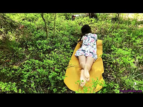 ❤️ Estranho na Tinder Masturba-me a rata e fode apaixonadamente na floresta Porno vídeo em nós ️❤