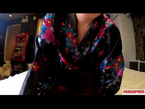❤️ A jovem cosplay girl adora sexo até ao orgasmo com um esguicho numa mulher a cavalo e um broche. Rapariga asiática com ratas peludas e belas mamas em traje tradicional japonês em vídeo amador mostrando masturbação com brinquedos para foder. Sakura 3 OSAKAPORN. Porno vídeo em nós ️❤
